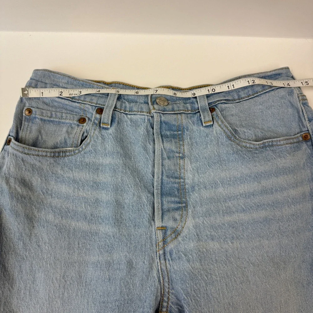 Levis 501 Women Original Cropped Jeans Light Wash High Rise Straight Leg W29 L28